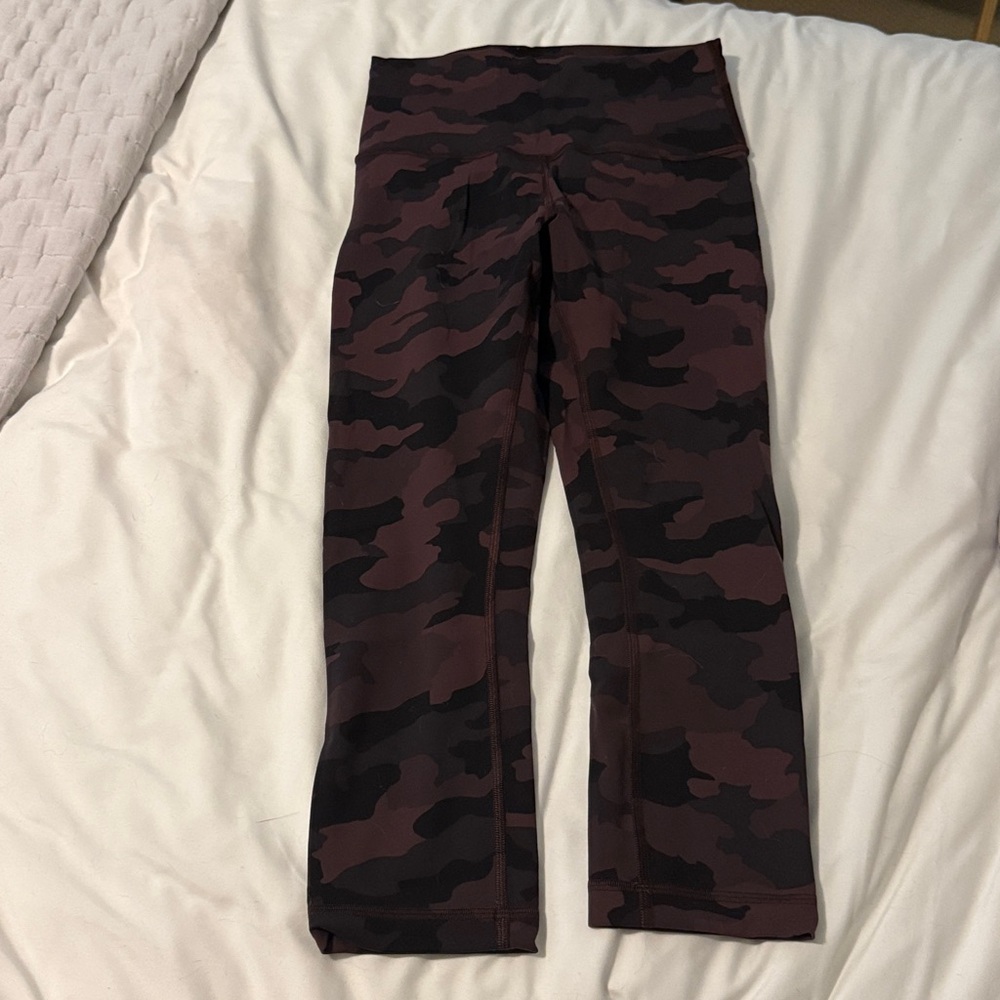 Lululemon wunder train leggings size 6 23”